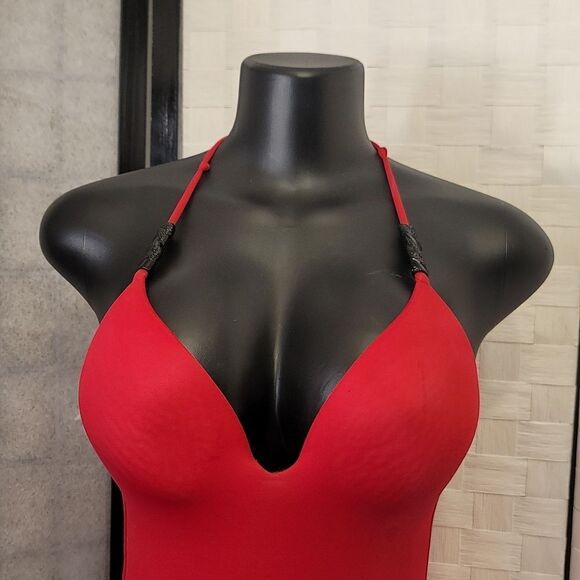 BRAND NEW CHAMELA ONE-PIECE V-NECK SWIMSUITS - Picture 6 of 14